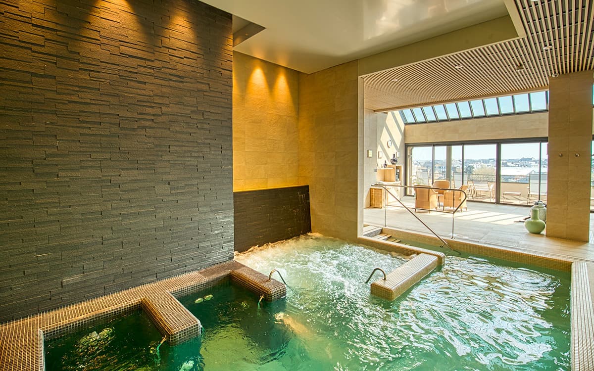 Hôtel Le Nouveau Monde Saint-Malo - Photo 1